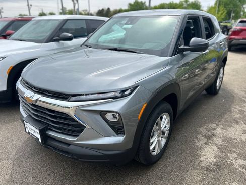 New 2026 Chevrolet TrailBlazer LS w/ LS Convenience Package AWD/4WD image 3