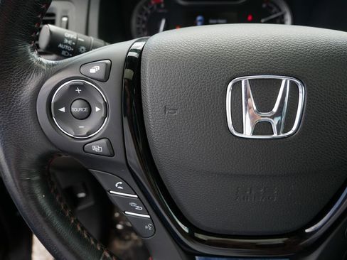 Used 2017 Honda Ridgeline Black Edition image 28