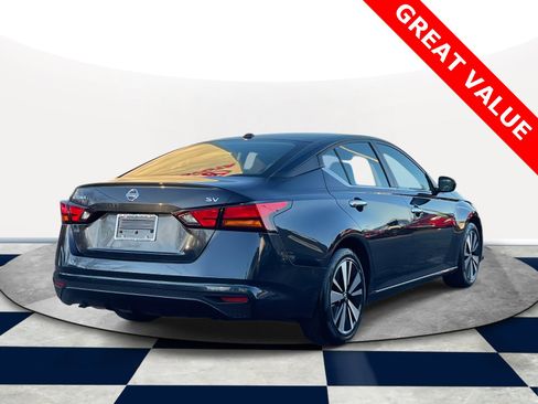 Used 2022 Nissan Altima 2.5 SV image 5