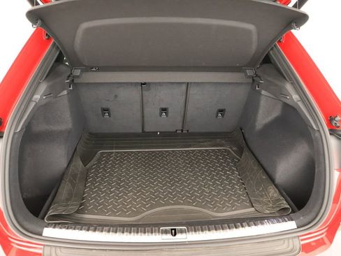 Certified 2022 Audi Q3 2.0T Premium w/ Convenience Package AWD/4WD image 35