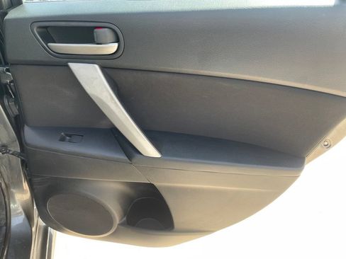 Used 2012 MAZDA MAZDA3 s Touring FWD image 18