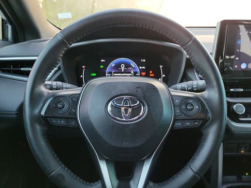 Used 2024 Toyota Corolla Cross SE image 23