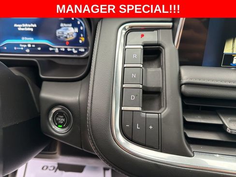 Used 2022 Chevrolet Tahoe Z71 w/ Z71 Off-Road Package AWD/4WD image 33