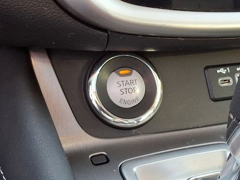 Used 2020 Nissan Murano SL w/ Moonroof Package image 26