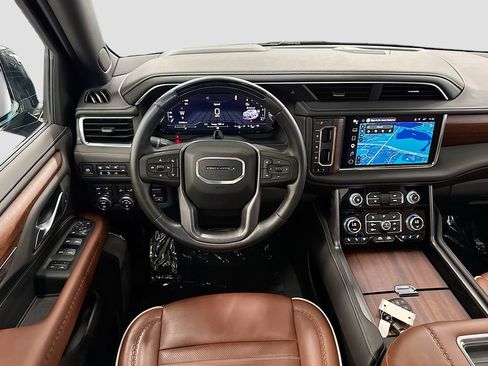 Used 2023 GMC Yukon Denali Ultimate AWD/4WD image 26