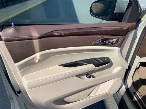 Used 2015 Cadillac SRX Premium FWD image 8