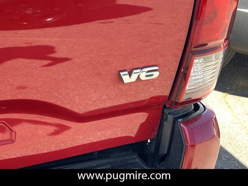 Used 2023 Toyota Tacoma SR image 11