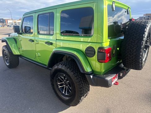 Used 2025 Jeep Wrangler Unlimited Rubicon image 4