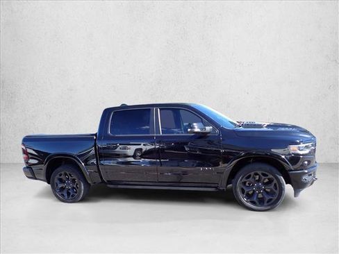 Used 2024 RAM 1500 Limited AWD/4WD image 5