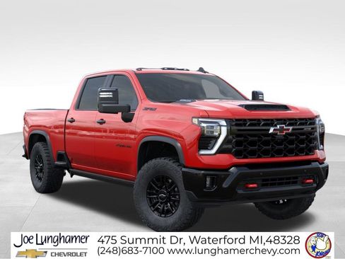 New 2026 Chevrolet Silverado 2500 ZR2 w/ LPO, Dark Essentials Package AWD/4WD image 8