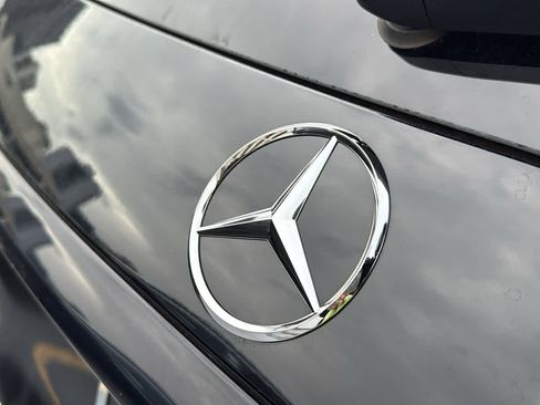 New 2025 Mercedes-Benz GLC 350e 4MATIC image 7