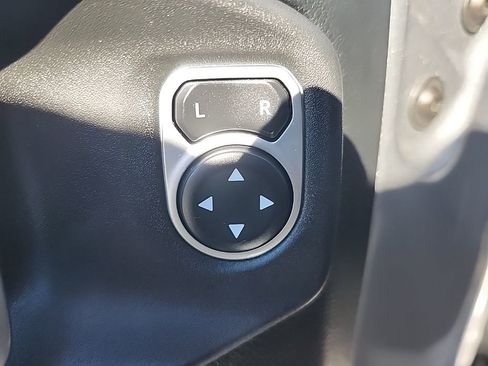 Certified 2019 Jeep Wrangler Unlimited Sport S image 31