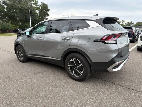 Certified 2024 Kia Sportage LX FWD image 7
