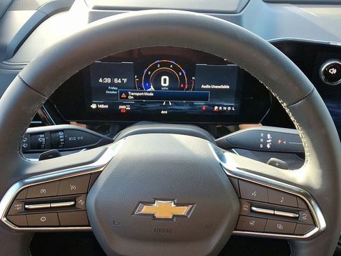 New 2026 Chevrolet Suburban Premier image 9