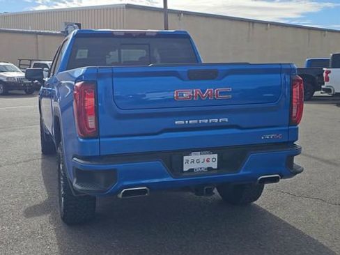 Used 2024 GMC Sierra 1500 AT4 w/ Technology Package AWD/4WD image 7