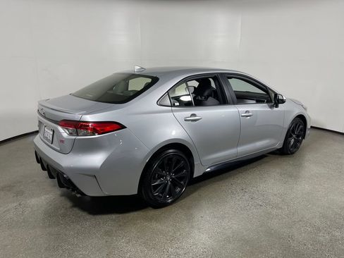 Certified 2026 Toyota Corolla SE FWD image 3