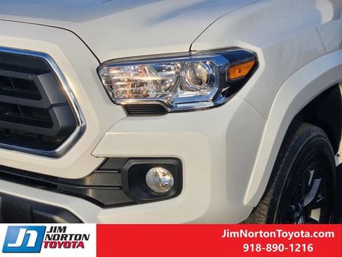 Used 2023 Toyota Tacoma SR5 image 11