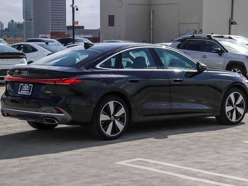 Used 2025 Audi A5 2.0T Premium w/ Convenience Package AWD/4WD image 4