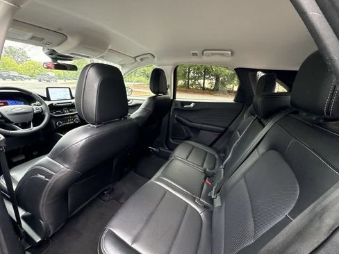 Used 2022 Ford Escape SEL w/ Technology Package FWD image 24