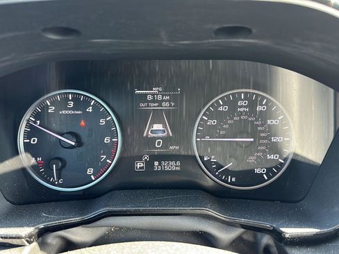 Used 2022 Subaru Outback AWD/4WD image 10