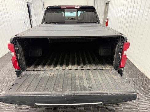 Used 2020 Chevrolet Silverado 1500 RST w/ Diesel Off-Road Package AWD/4WD image 35