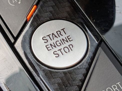 Used 2022 BMW Z4 M40i w/ Driving Assistance Package image 34