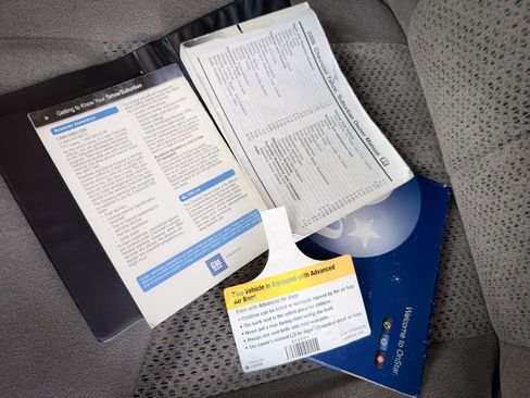 Used 2006 Chevrolet Suburban LS w/ Smart Select Package image 24