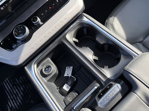 New 2026 Ford Expedition Active AWD/4WD image 31