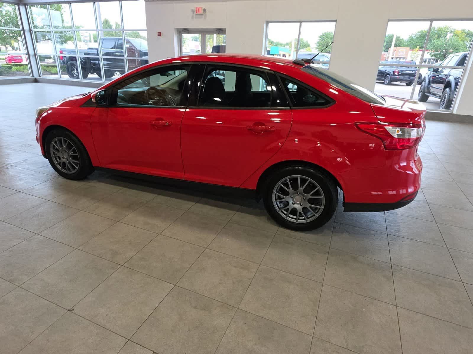 Used 2014 Ford Focus SE FWD image 12