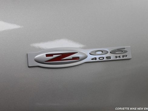 Used 2004 Chevrolet Corvette Z06 w/ Memory Package RWD image 22