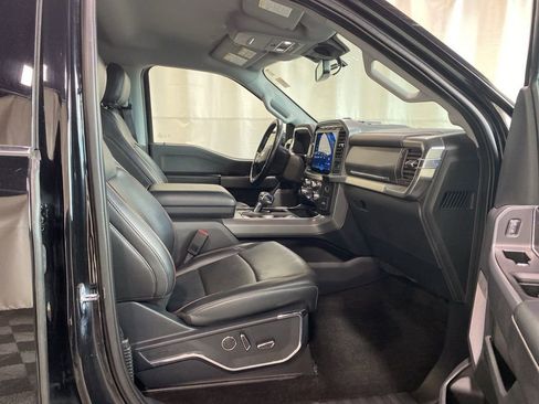 Used 2021 Ford F150 Lariat w/ Equipment Group 502A High AWD/4WD image 6