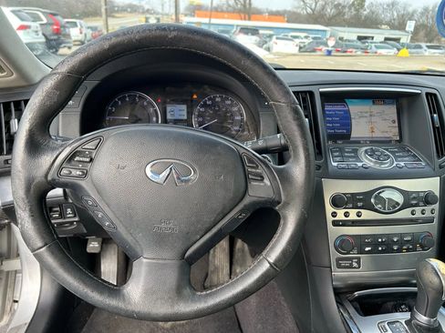Used 2012 INFINITI G37 Journey w/ Premium Pkg image 26