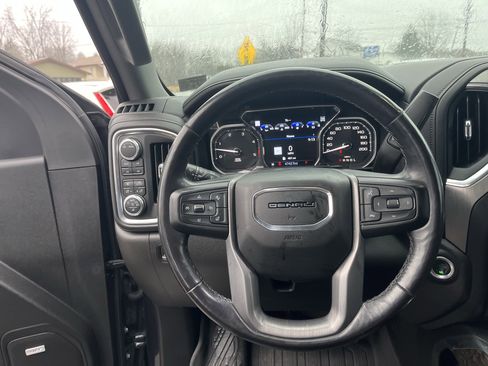 Used 2022 GMC Sierra 2500 Denali w/ Denali Ultimate Package image 17