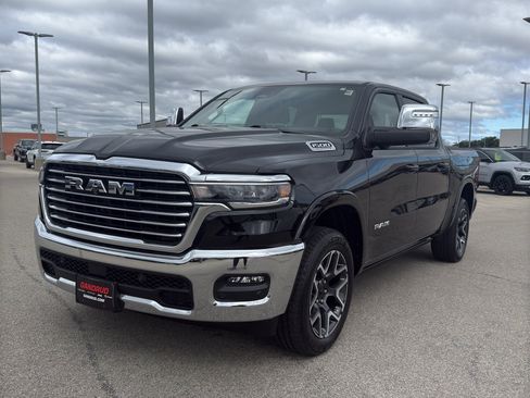 Used 2026 RAM 1500 Laramie w/ Advanced Safety Group II AWD/4WD image 2