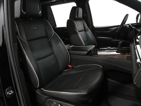 Used 2021 Cadillac Escalade Premium Luxury w/ LPO, Radiant Package image 19