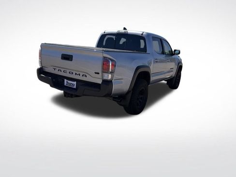 Used 2022 Toyota Tacoma TRD Off-Road AWD/4WD image 5