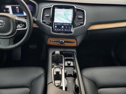 Certified 2024 Volvo XC90 B6 Plus w/ Protection Package Premier AWD/4WD image 30