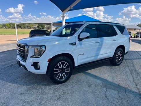 Used 2021 GMC Yukon AT4 w/ AT4 Premium Package AWD/4WD image 1