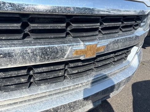 Used 2018 Chevrolet Silverado 1500 LT w/ Trailering Package AWD/4WD image 4