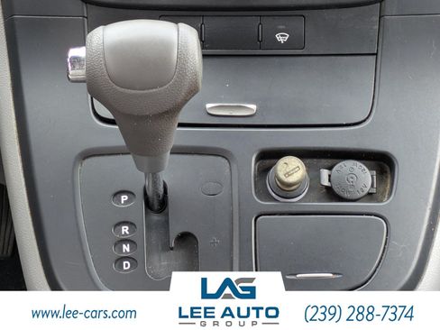 Used 2012 Kia Sedona LX w/ PWR Pkg FWD image 17
