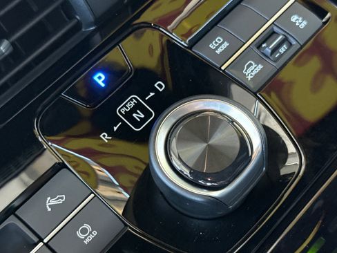 Certified 2025 Toyota bZ4X AWD w/ Weather Package image 25