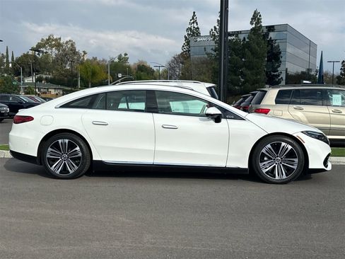 Certified 2022 Mercedes-Benz EQS 450+ 450 image 2