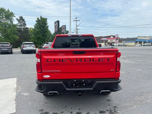 Used 2021 Chevrolet Silverado 1500 LT Trail Boss w/ Convenience Package II image 6
