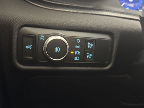 Used 2020 Ford Explorer ST w/ Premium Technology Package image 13