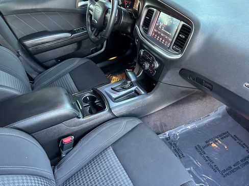 Used 2018 Dodge Charger R/T w/ Blacktop Package RWD image 16