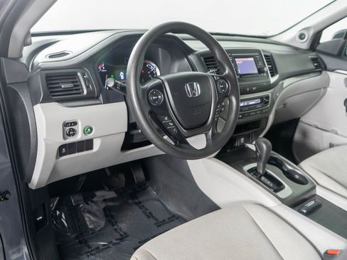 Used 2016 Honda Pilot LX image 13