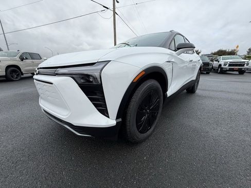 New 2026 Chevrolet Blazer EV LT image 3