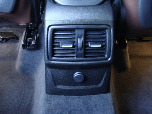 Used 2016 BMW X1 xDrive28i image 33