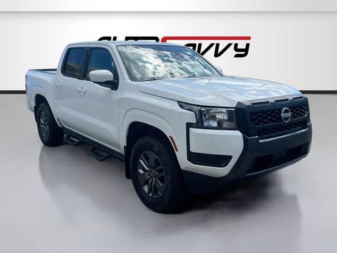 Used 2025 Nissan Frontier SV AWD/4WD image 1
