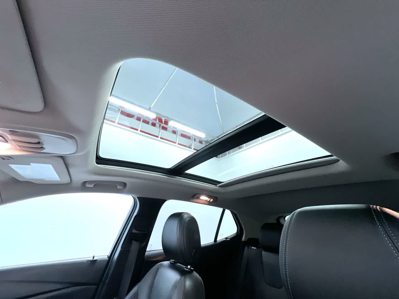 Used 2021 Buick Encore GX Select w/ Experience Buick Package FWD image 43